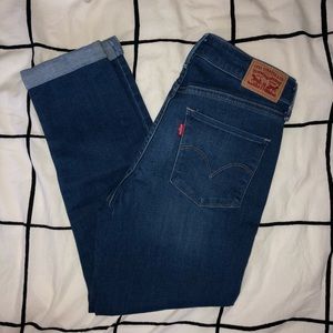 LEVI’s 311 Shaping Skinny Capris